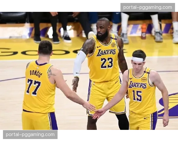 湖人三巨头净效率20.4同期第一 东契奇詹姆斯里夫斯化学反应成型 湖人三巨头净效率20.4同期第一 东契奇詹姆斯里夫斯化学反应成型